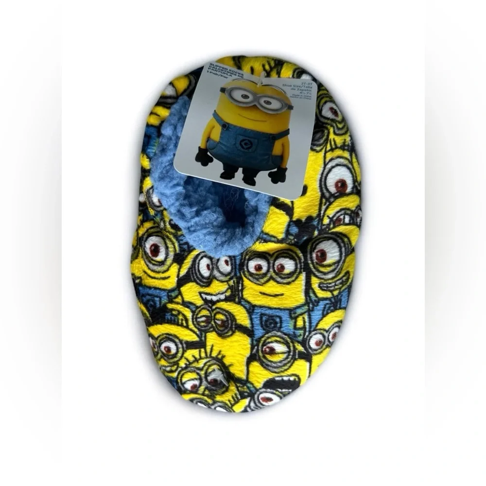 Despicable Me NWT Minions Slipper Socks Gripper Soles Yellow Blue Size 2T-3T